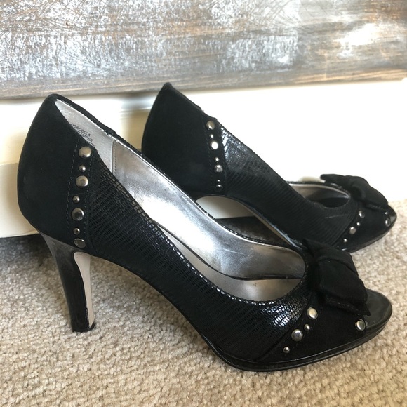 Anne Klein Shoes - Anne Klein Black Bow Studded Peep Tow Heels 6M